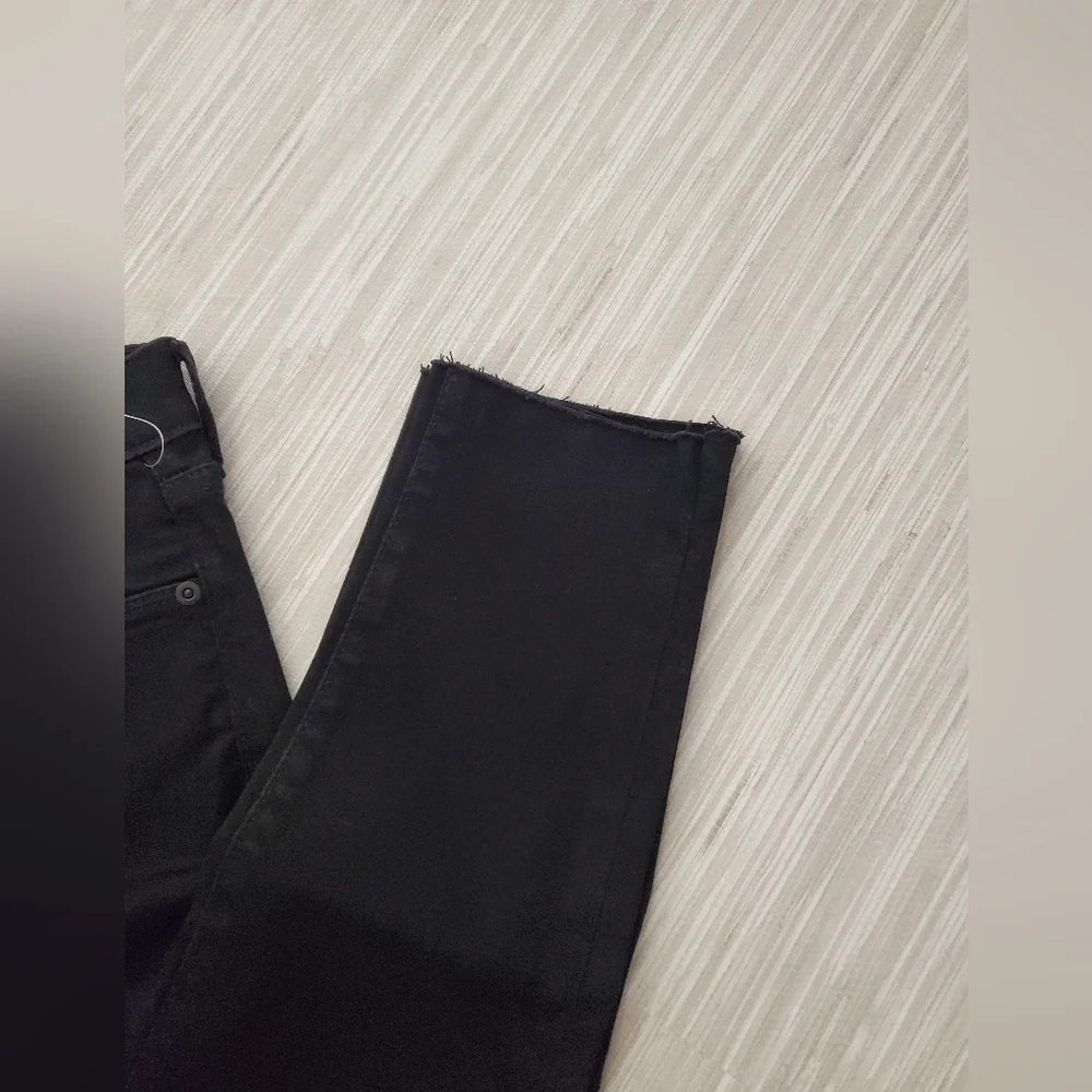 GAP High Rise Sculpt True Skinny Ankle Jeans RAW HEM Black Size 27/4 RT$99 NWT